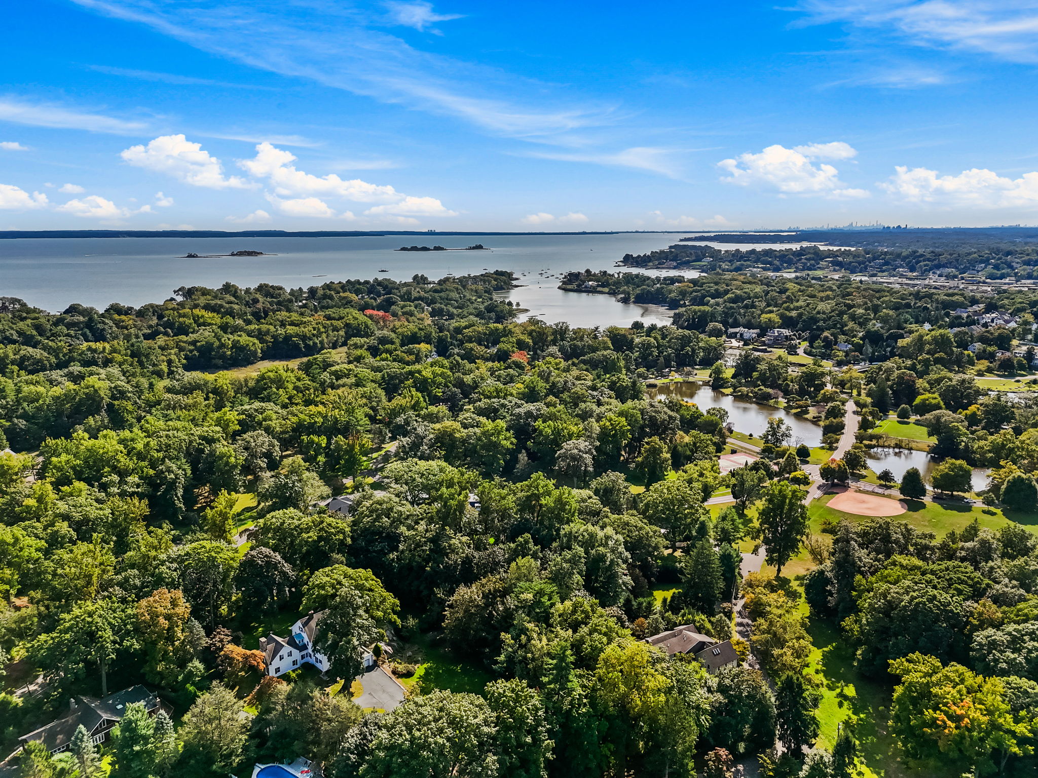  42 Bruce Park Drive - 物件實景