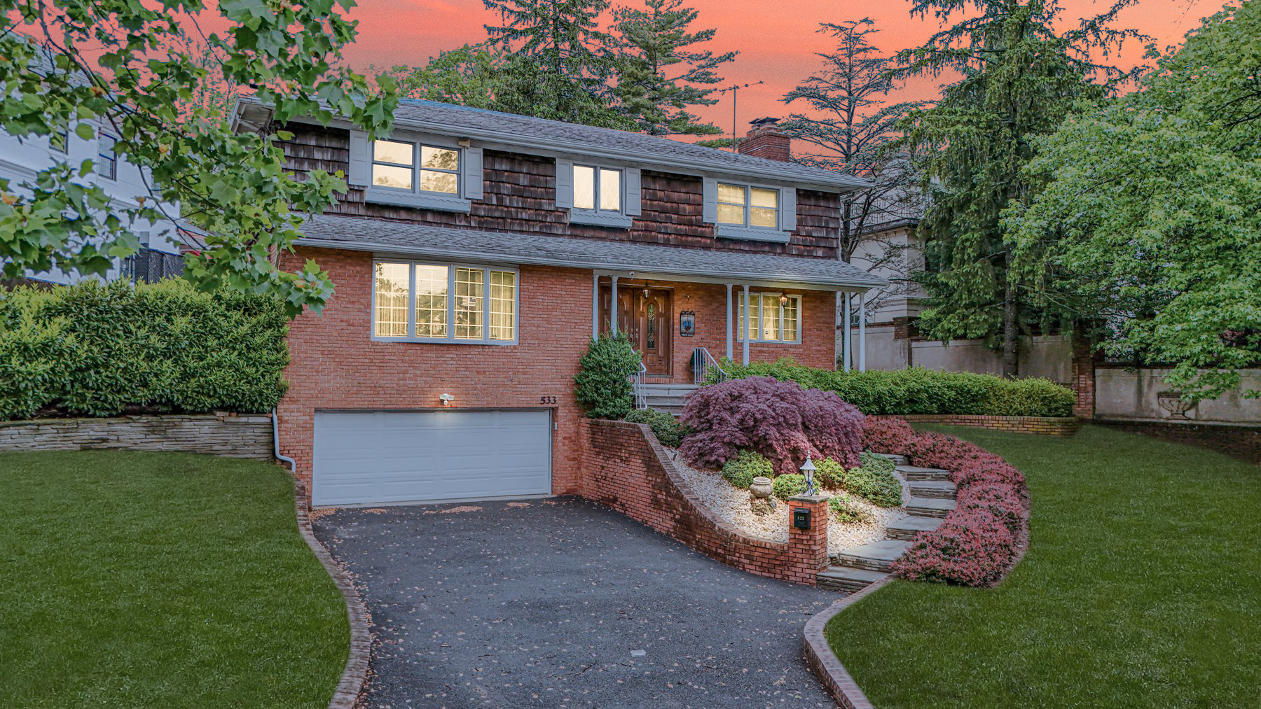 Staten Island, New York, 10301, United States, 4 Bedrooms Bedrooms, ,3 BathroomsBathrooms,Residential,For Sale,1838592