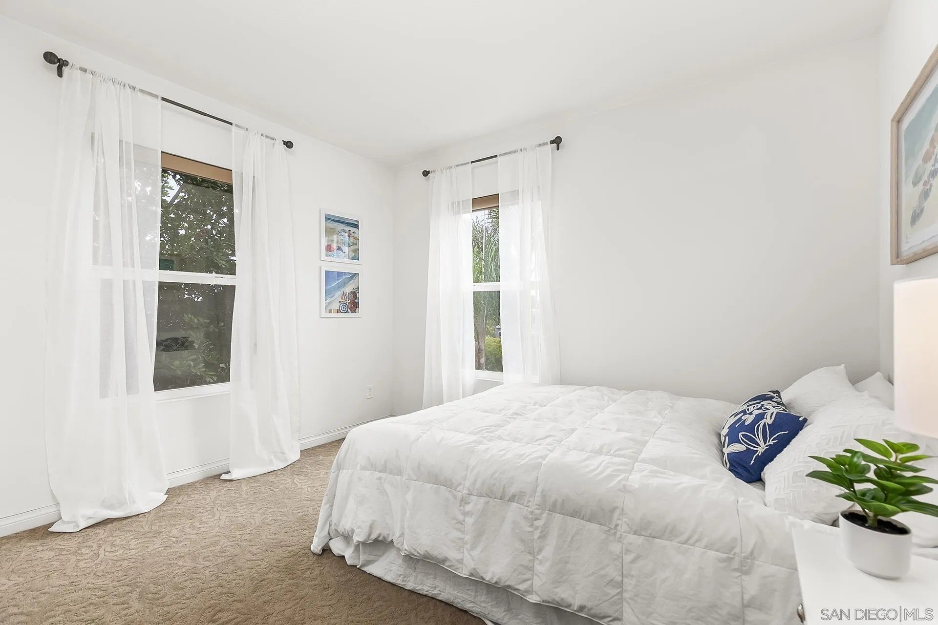 San Diego, California, 92106, United States, 2 Bedrooms Bedrooms, ,3 BathroomsBathrooms,Residential,For Sale,1919740