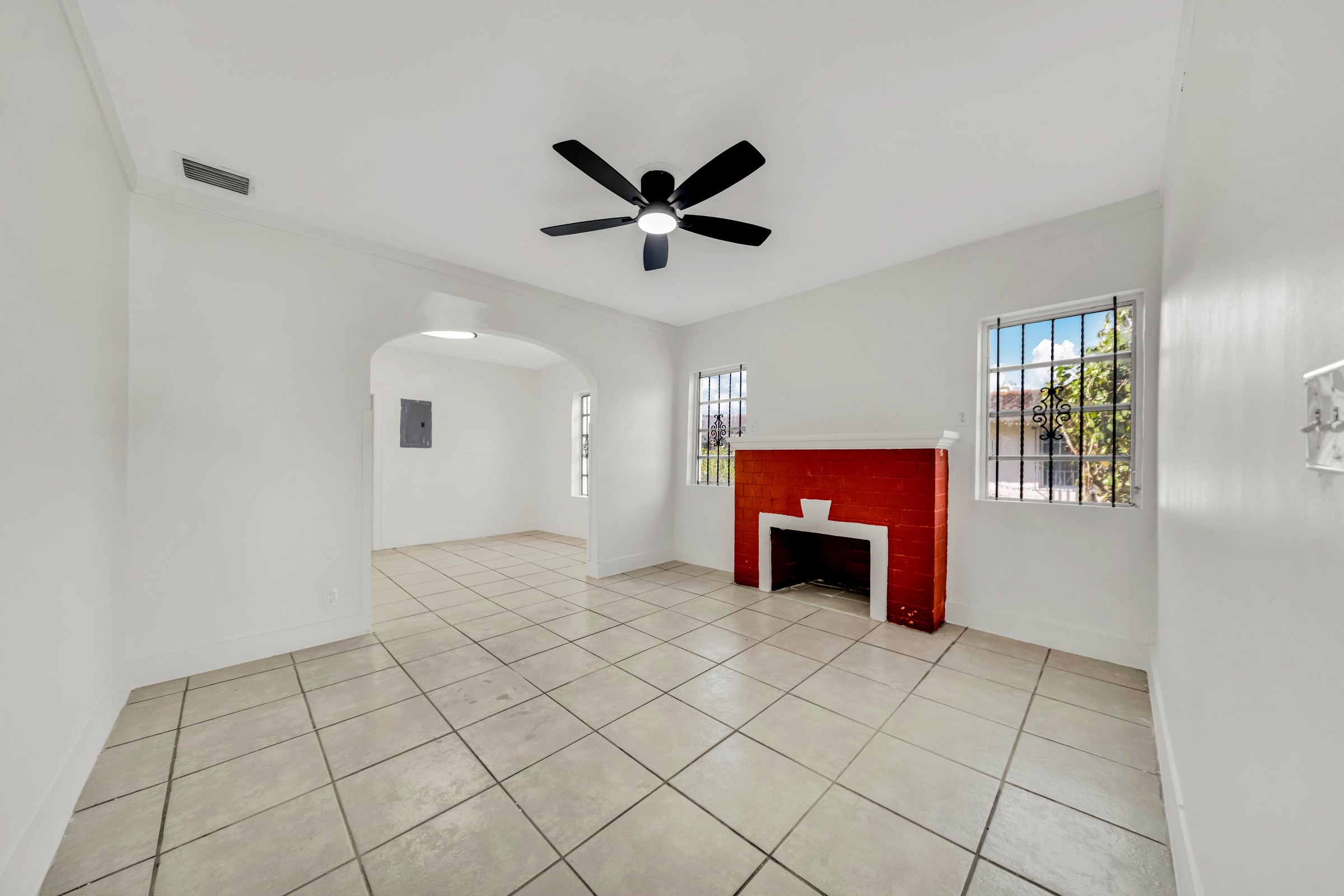 2744 SW 16th Ter, Miami, FL, 33145 - 物件實景