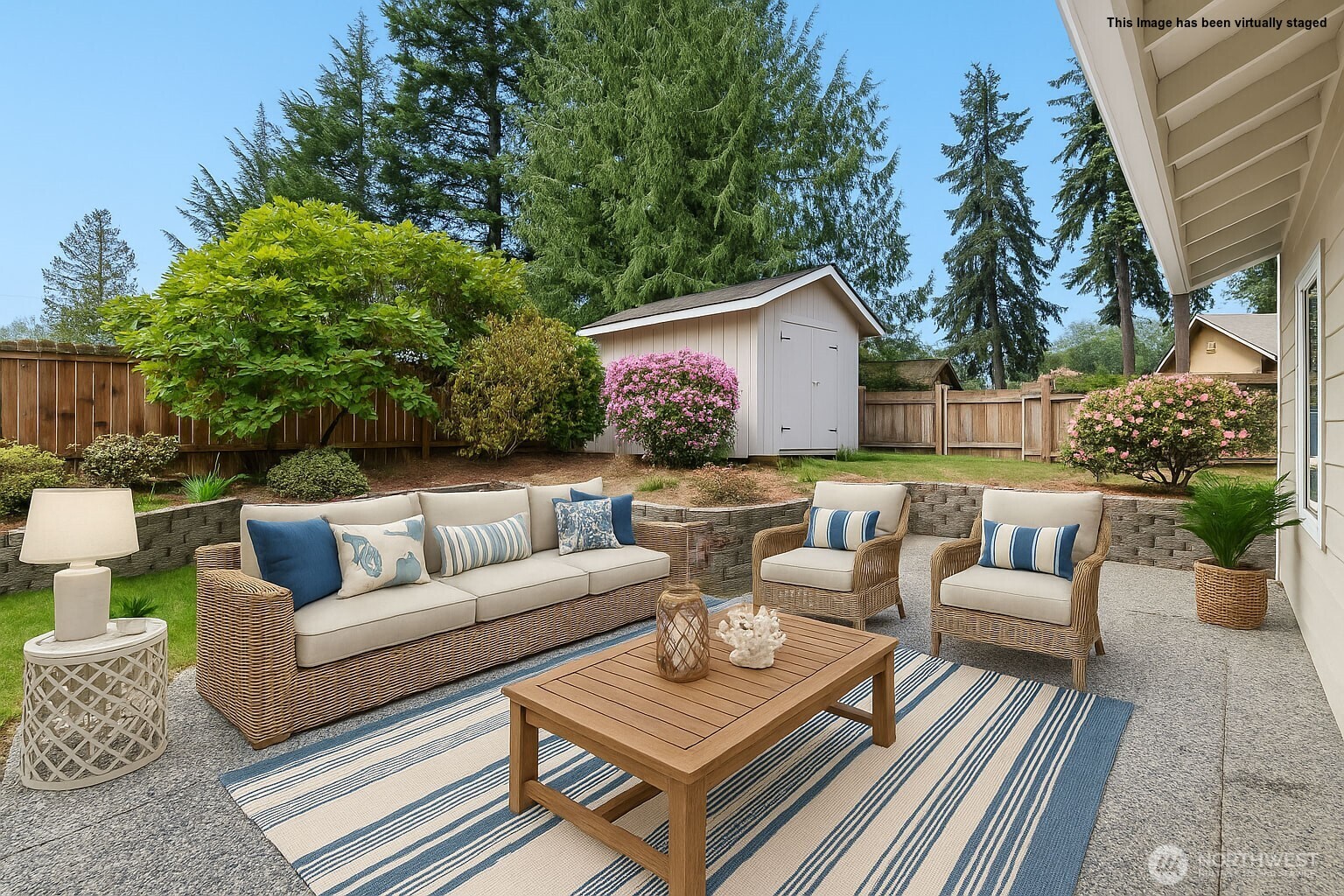 Everett, Washington, 98208, United States, 3 Bedrooms Bedrooms, ,1 BathroomBathrooms,Residential,For Sale,2036475