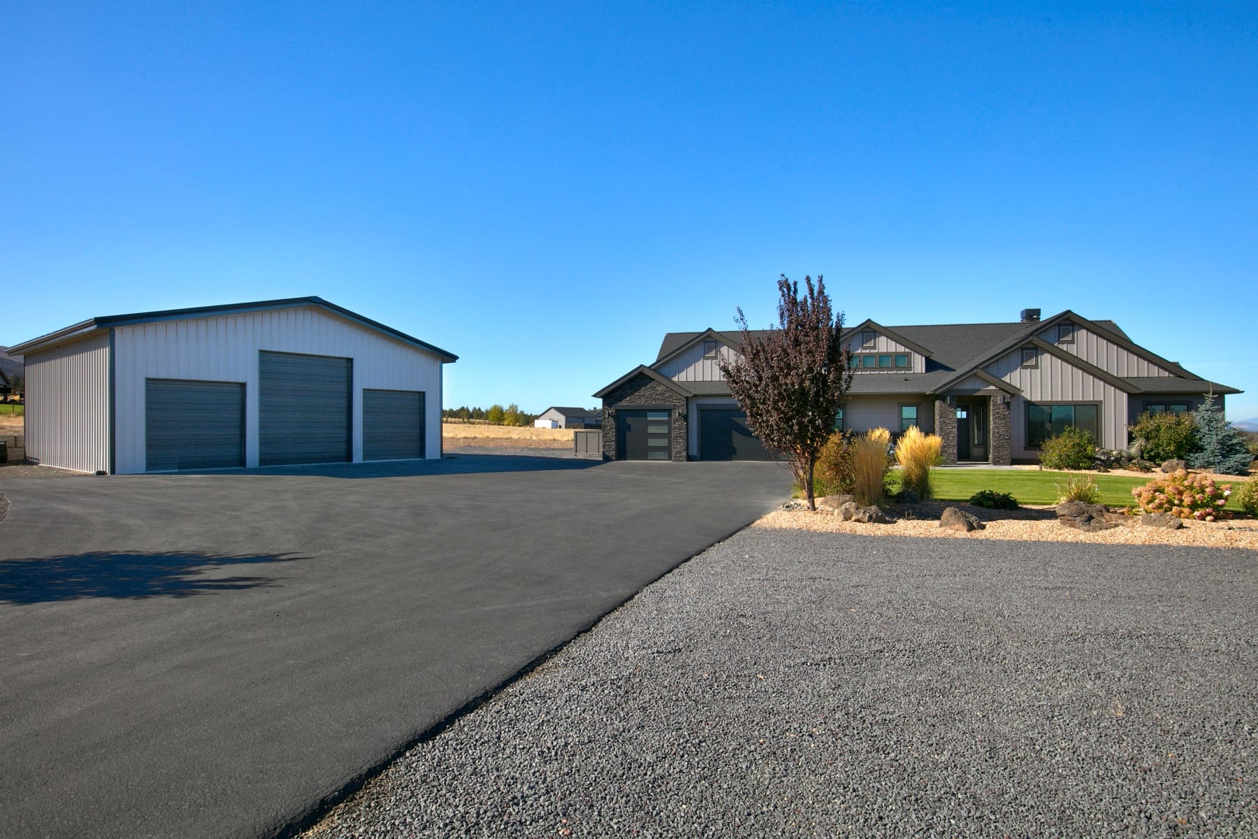  6949 SW Mill Iron Circle Powell Butte, OR 97753 - 物件實景