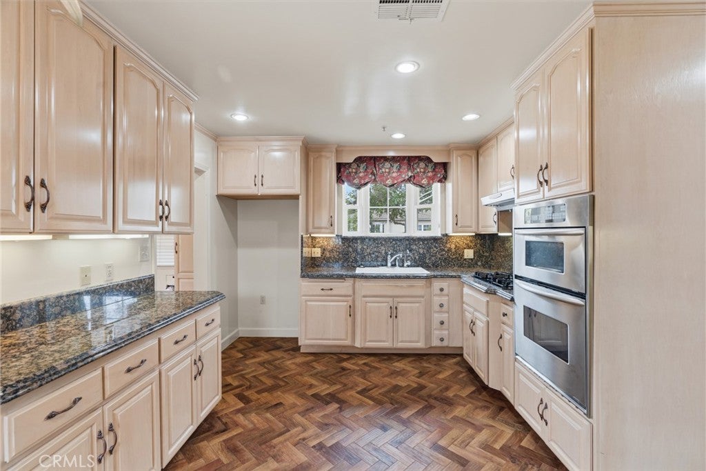 Alhambra, California, 91803, United States, 3 Bedrooms Bedrooms, ,3 BathroomsBathrooms,Residential,For Sale,2039866