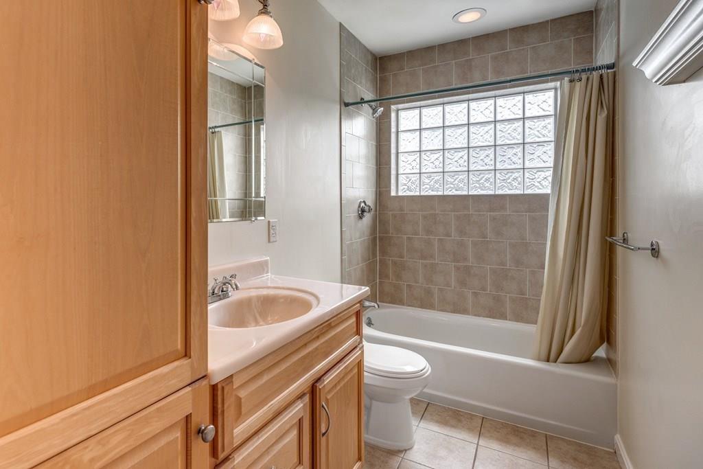 Revere, Massachusetts, 02151, United States, ,1 BathroomBathrooms,Residential,For Sale,1921734