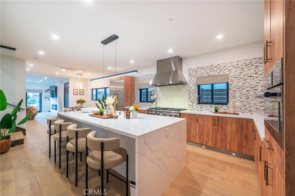 Huntington Beach, California, 92648, United States, 3 Bedrooms Bedrooms, ,5 BathroomsBathrooms,Residential,For Sale,2003455