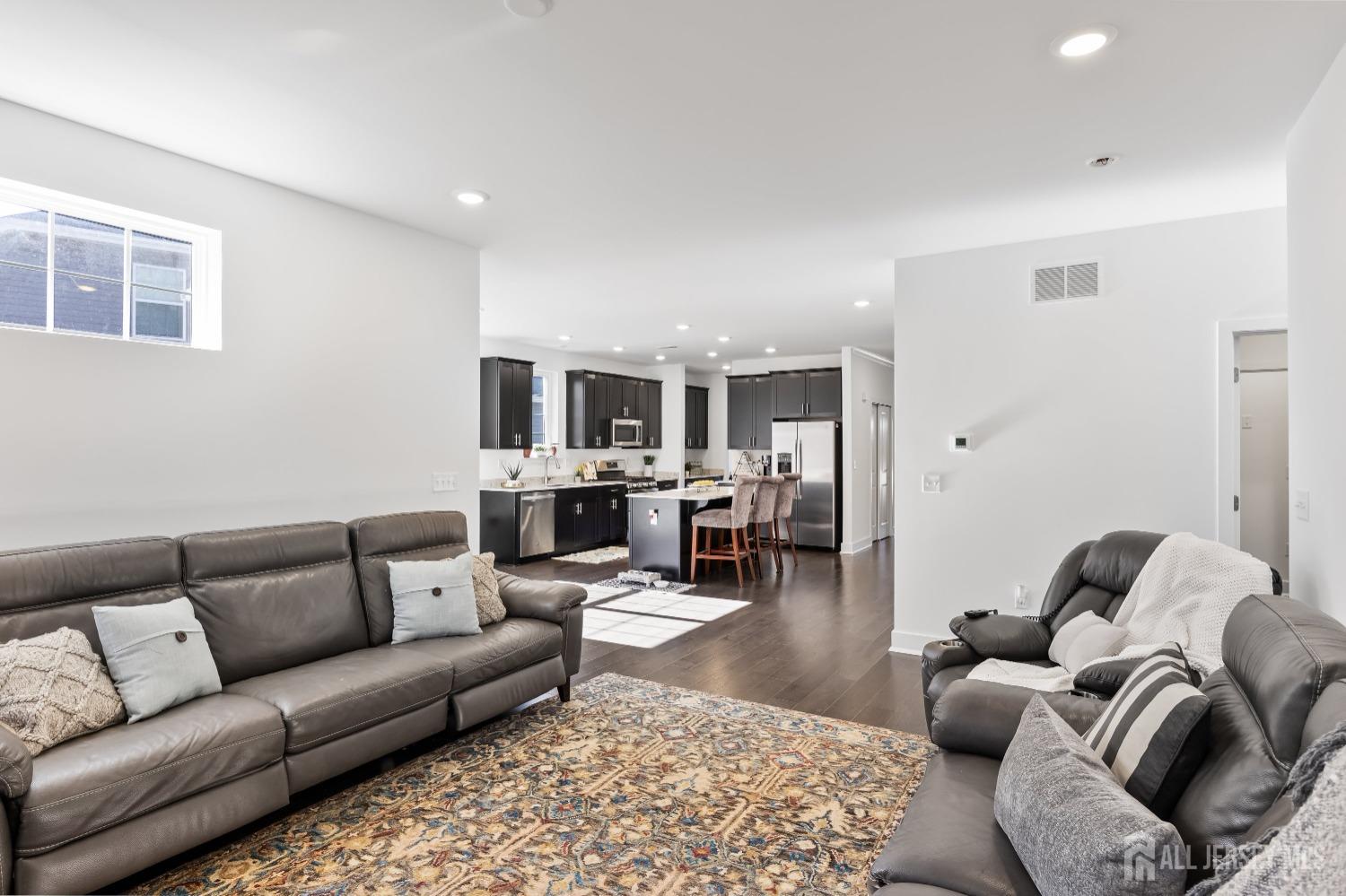 Plumsted, New Jersey, 08533, United States, 2 Bedrooms Bedrooms, ,3 BathroomsBathrooms,Residential,For Sale,1983757