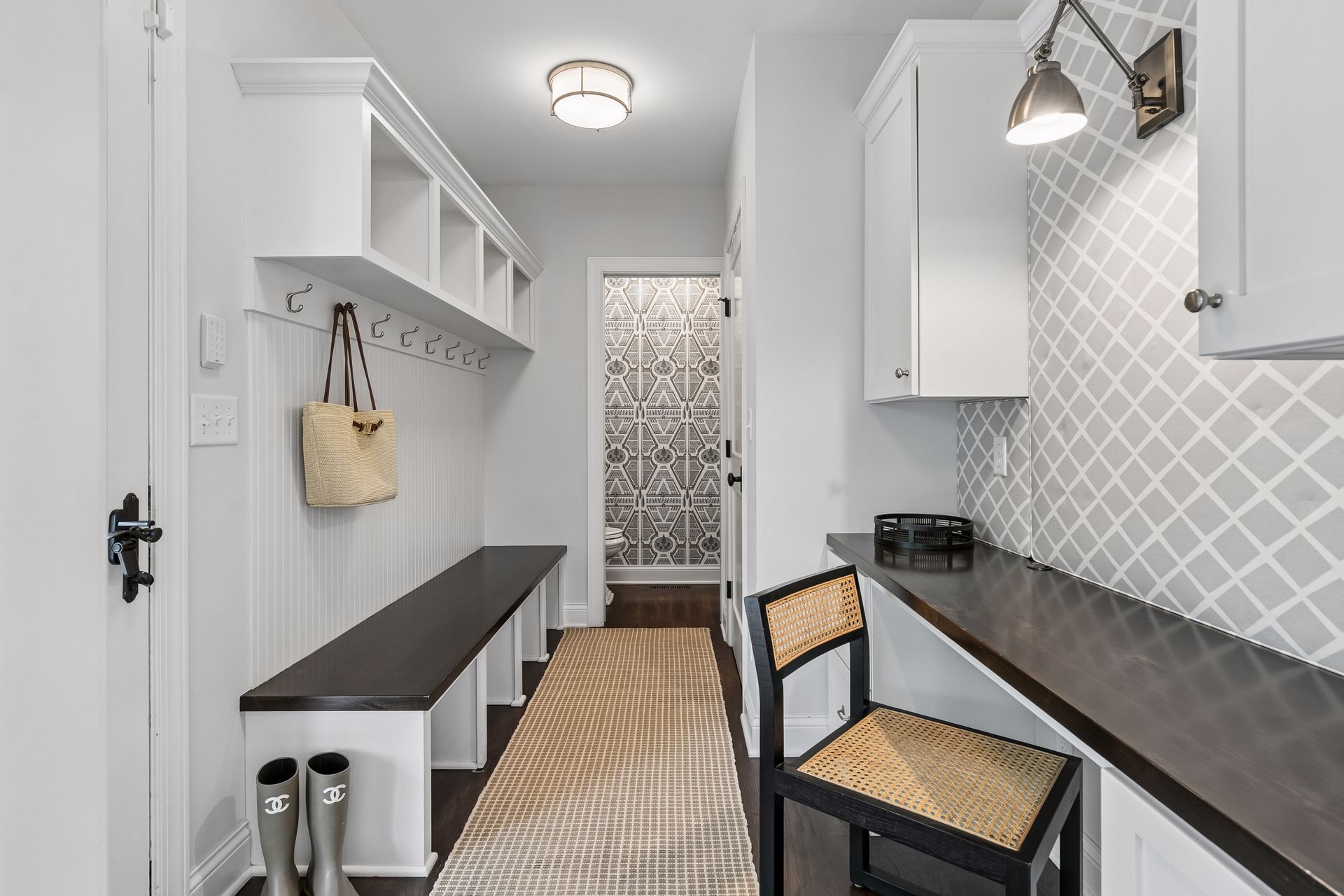  Elegant Morningside Bungalow with Refined Modern Updates - 物件實景