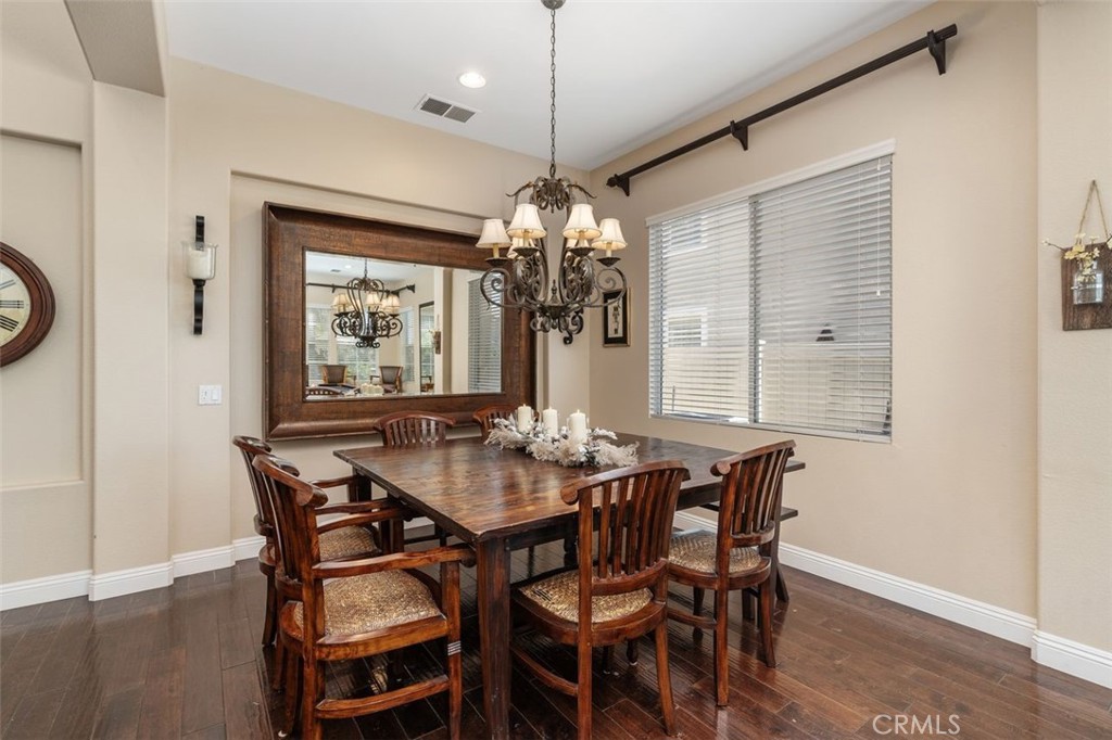 Murrieta, California, 92562, United States, 5 Bedrooms Bedrooms, ,3 BathroomsBathrooms,Residential,For Sale,1837982