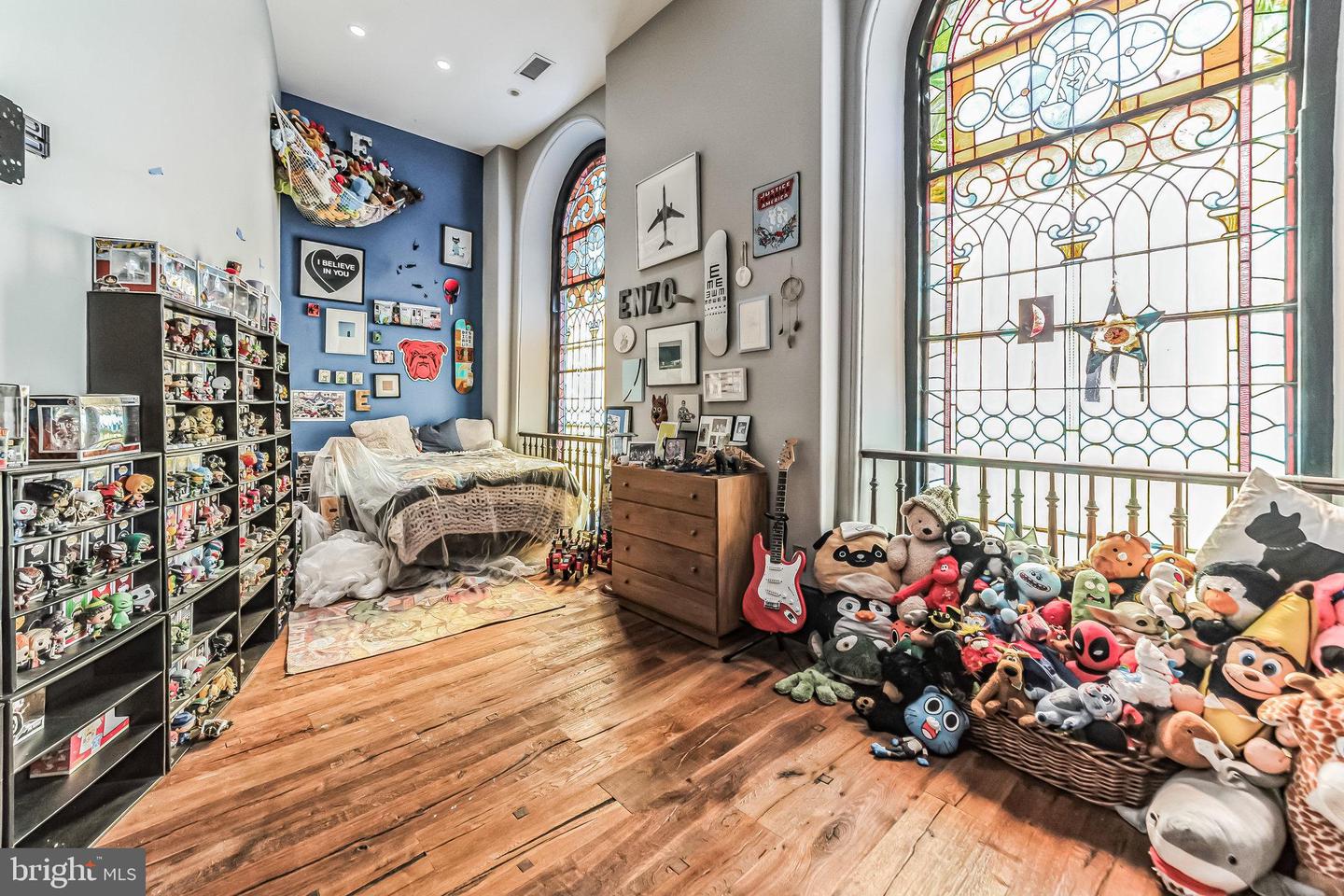 1345 E Susquehanna Avenue, Philadelphia, Pennsylvania, 19125, United States, 4 Bedrooms Bedrooms, ,6 BathroomsBathrooms,Residential,For Sale,1345 E Susquehanna Avenue,1613151