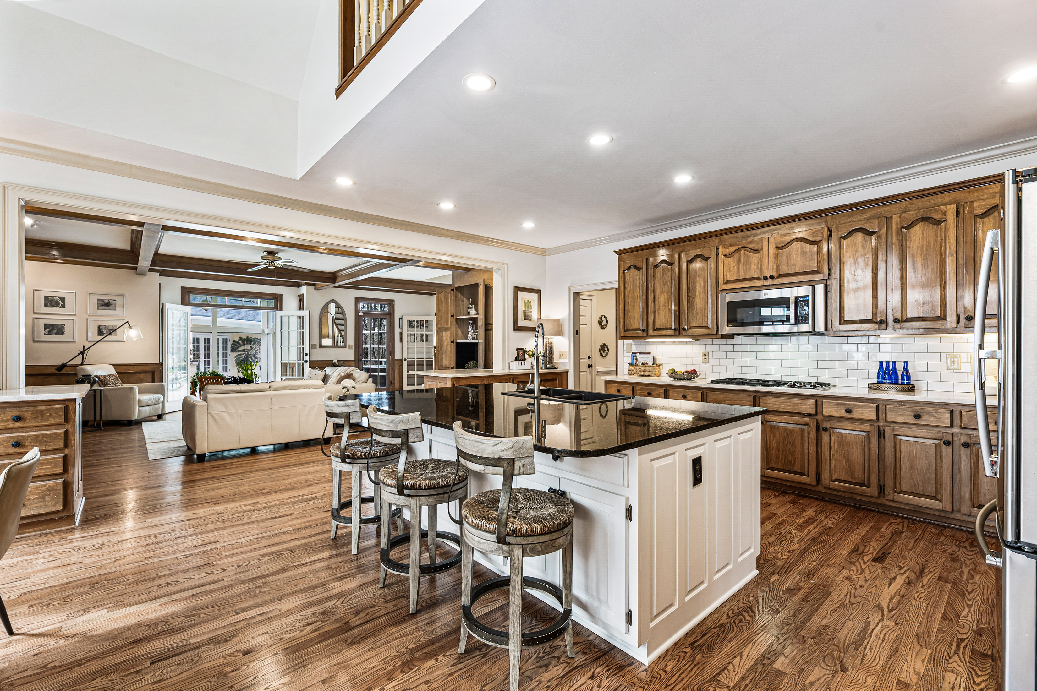  Exquisite Home Reminiscent of Classic 1960s Hollywood Glamour - 物件實景