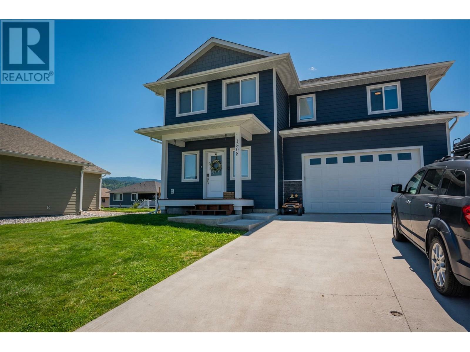 CASTLEGAR, British Columbia, V1N 4X8, CA, 6 Bedrooms Bedrooms, ,3 BathroomsBathrooms,Residential,For Sale,1883021