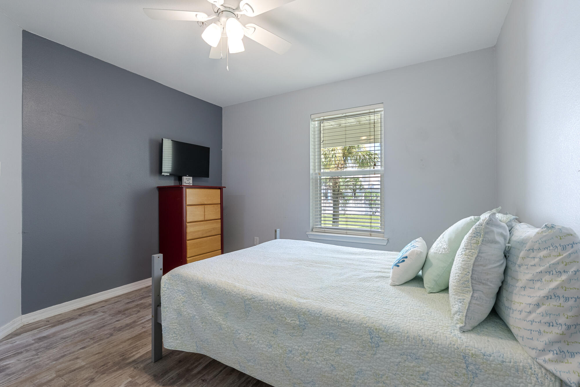 Navarre, Florida, 32566, United States, 3 Bedrooms Bedrooms, ,5 BathroomsBathrooms,Residential,For Sale,1956156