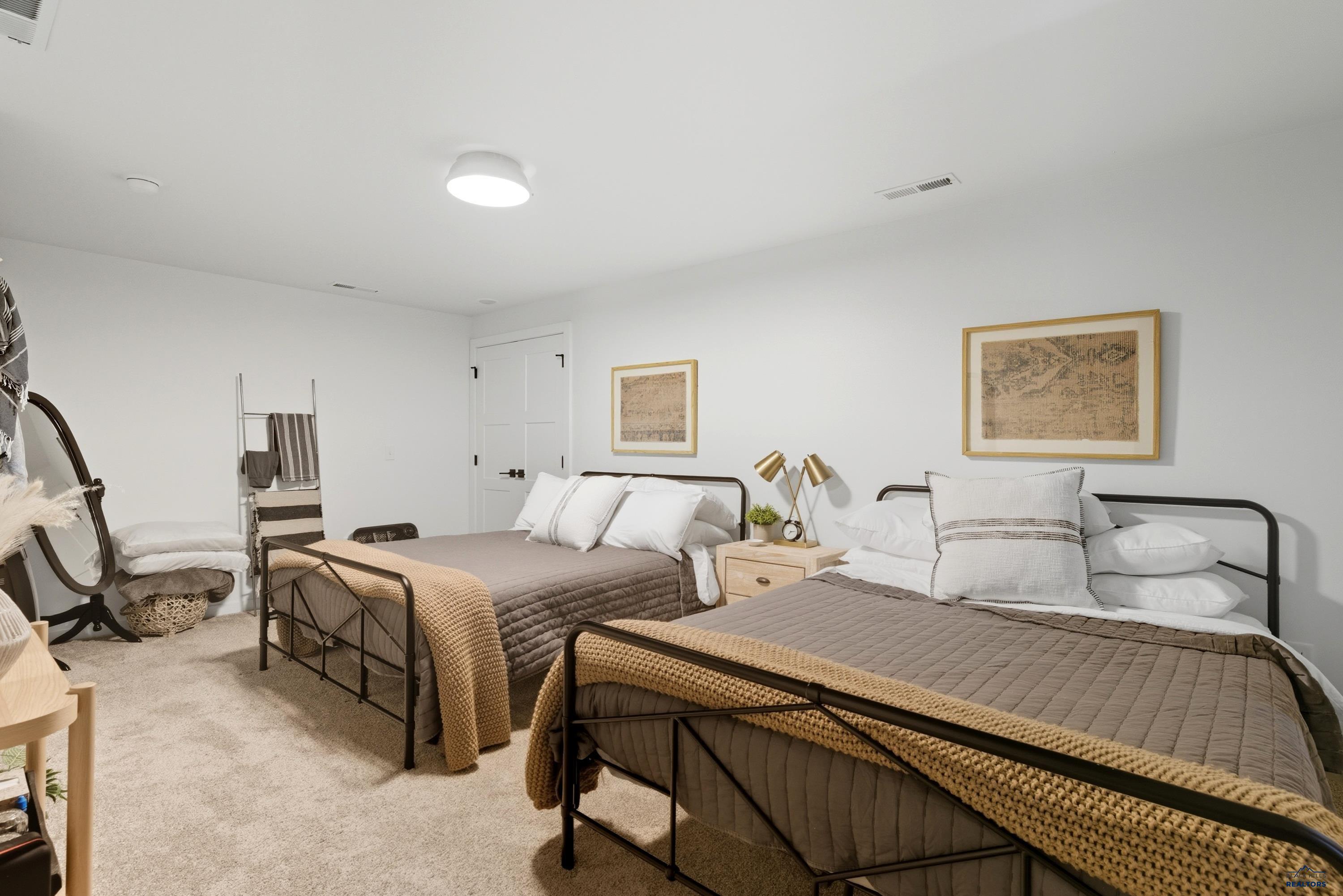 Spearfish, South Dakota, 57783, United States, 4 Bedrooms Bedrooms, ,3 BathroomsBathrooms,Residential,For Sale,1996839