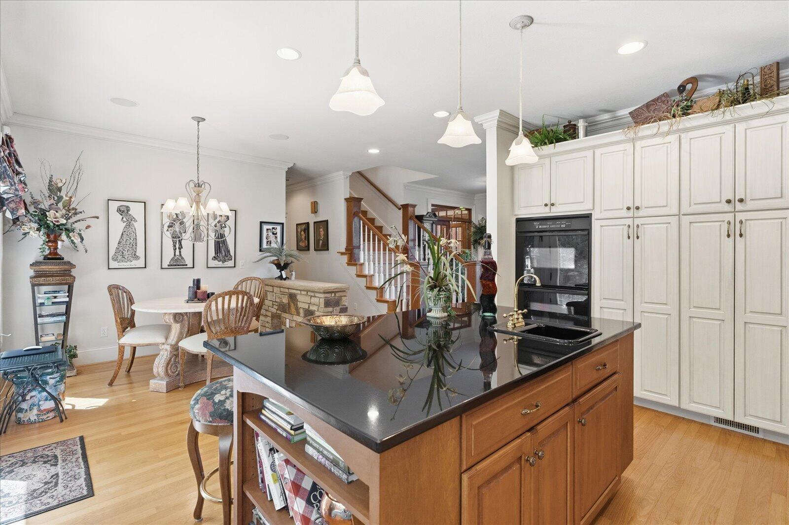 Guild, Tennessee, 37340, United States, 4 Bedrooms Bedrooms, ,5 BathroomsBathrooms,Residential,For Sale,2040612