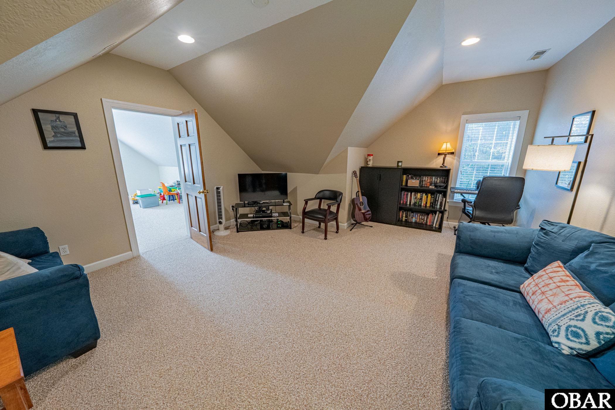 Manteo, North Carolina, 27954, United States, 4 Bedrooms Bedrooms, ,4 BathroomsBathrooms,Residential,For Sale,1988326