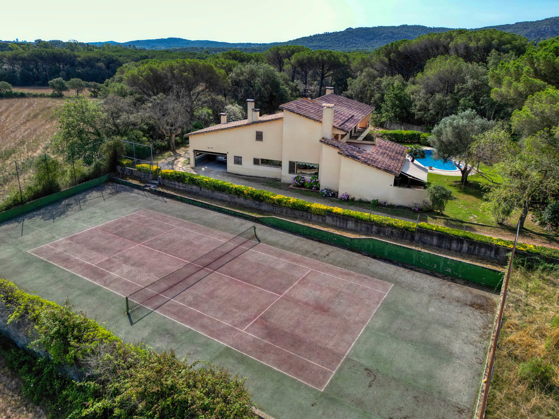  Beautiful villa in ideal location, surrounded by nature, in Solius - 物件實景
