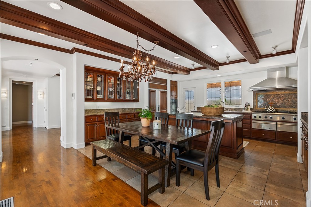 Newport Beach, California, 92663, United States, 5 Bedrooms Bedrooms, ,4 BathroomsBathrooms,Residential,For Sale,1848621
