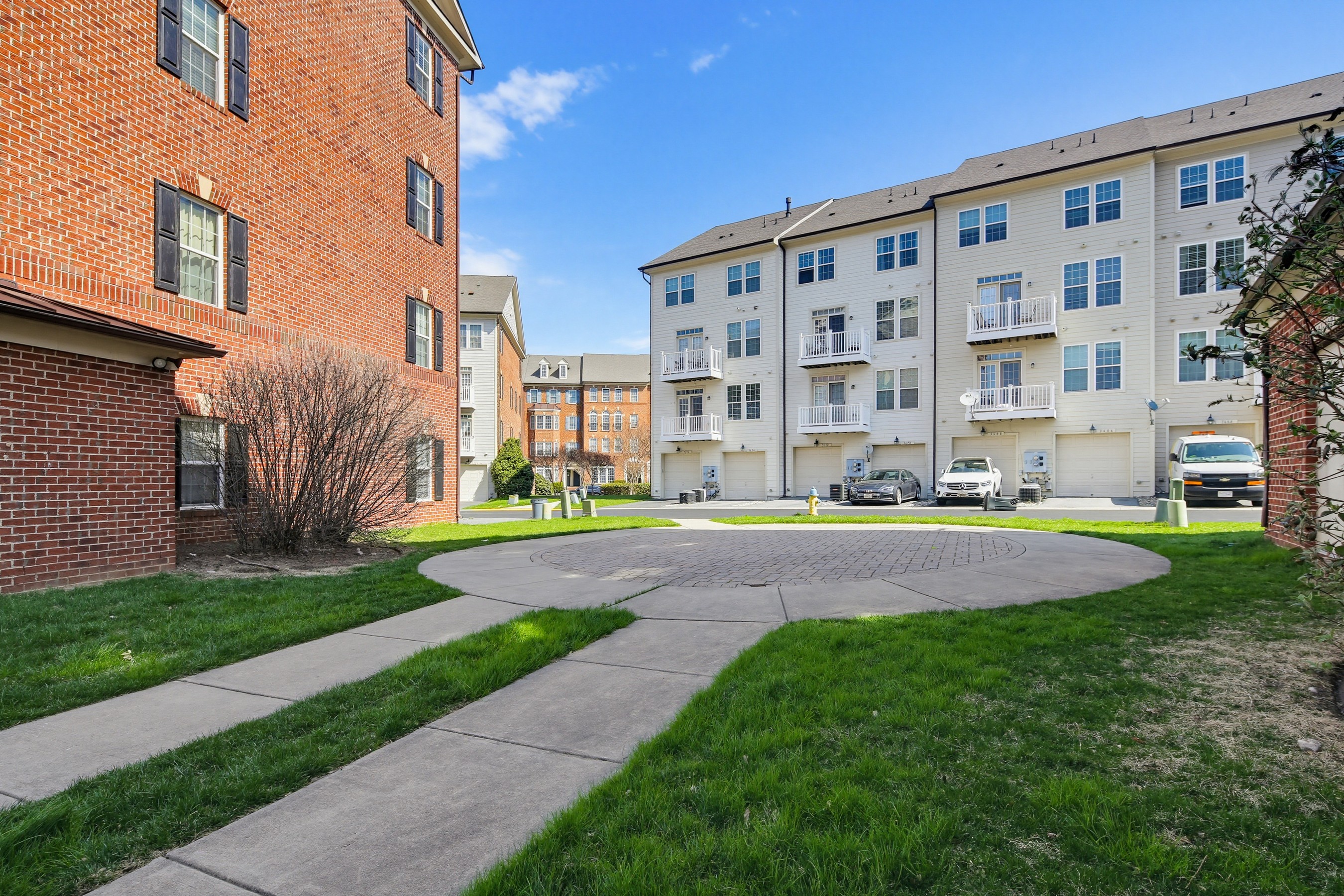  VILLAGES OF URBANA - 物件實景