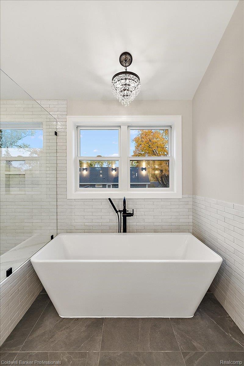 Plymouth, Michigan, 48170, United States, 4 Bedrooms Bedrooms, ,4 BathroomsBathrooms,Residential,For Sale,1986255