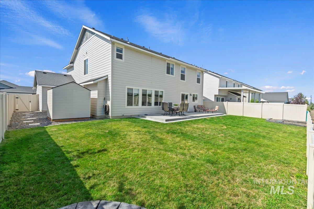 Meridian, Idaho, 83646, United States, 4 Bedrooms Bedrooms, ,3 BathroomsBathrooms,Residential,For Sale,1906214