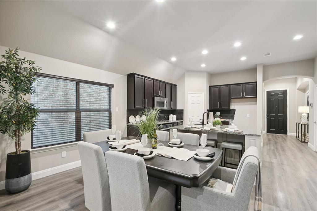 North Richland Hills, Texas, 76182, United States, 4 Bedrooms Bedrooms, ,2 BathroomsBathrooms,Residential,For Sale,1923203
