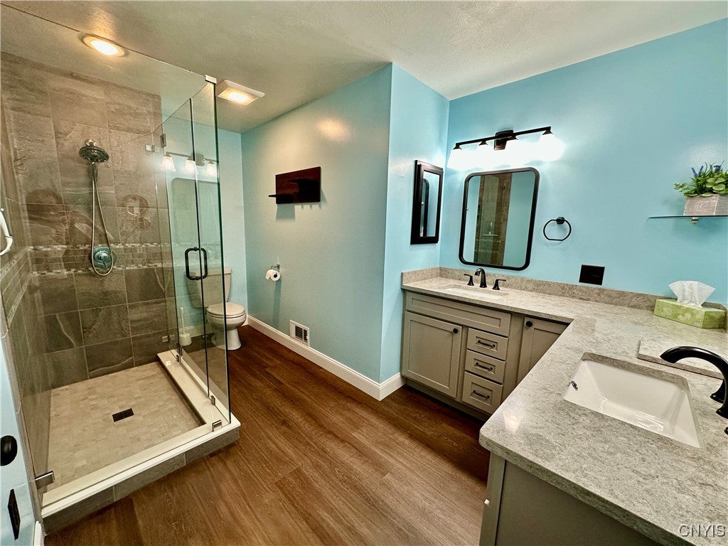 Oswego, New York, 13126, United States, 4 Bedrooms Bedrooms, ,3 BathroomsBathrooms,Residential,For Sale,1899451