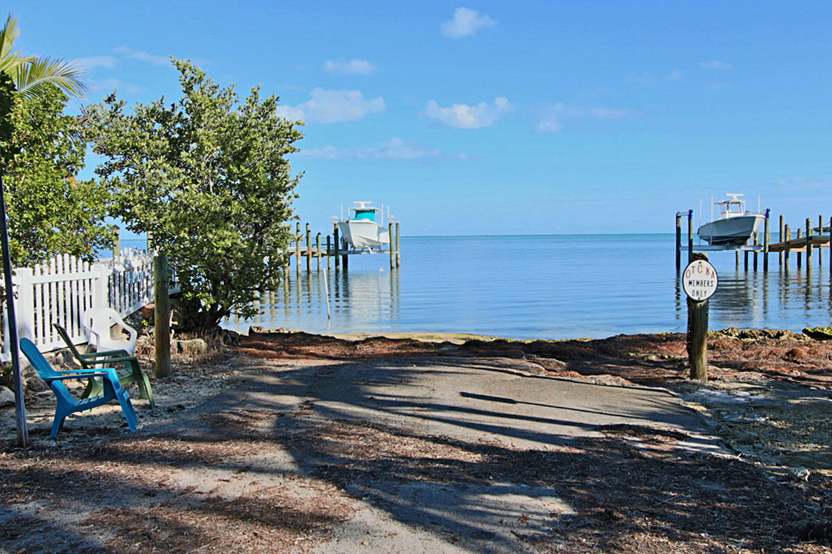 Tavernier, Florida, 33070, United States, 3 Bedrooms Bedrooms, ,2 BathroomsBathrooms,Residential,For Sale,1700091