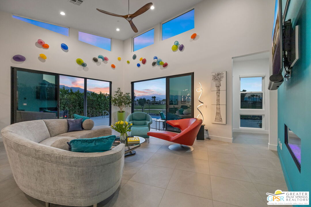 Palm Springs, California, 92262, United States, 3 Bedrooms Bedrooms, ,3 BathroomsBathrooms,Residential,For Sale,1903591