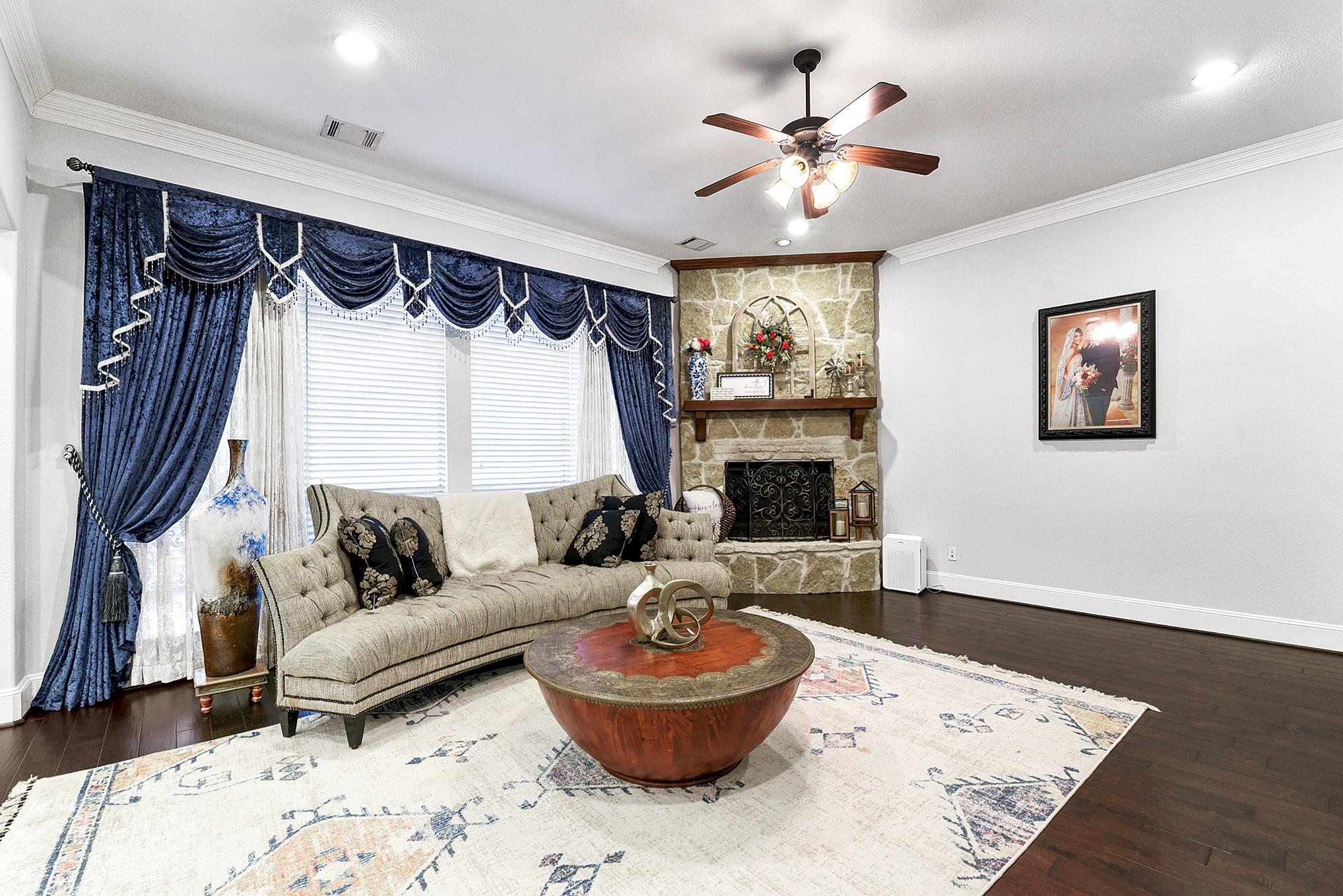 Katy, Texas, 77494, United States, 5 Bedrooms Bedrooms, ,4 BathroomsBathrooms,Residential,For Sale,2015284