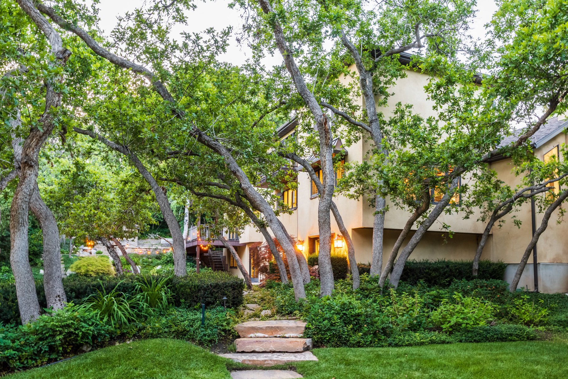  Private Cottonwood Heights Estate with Resort Backyard & Mountain Views - 物件實景