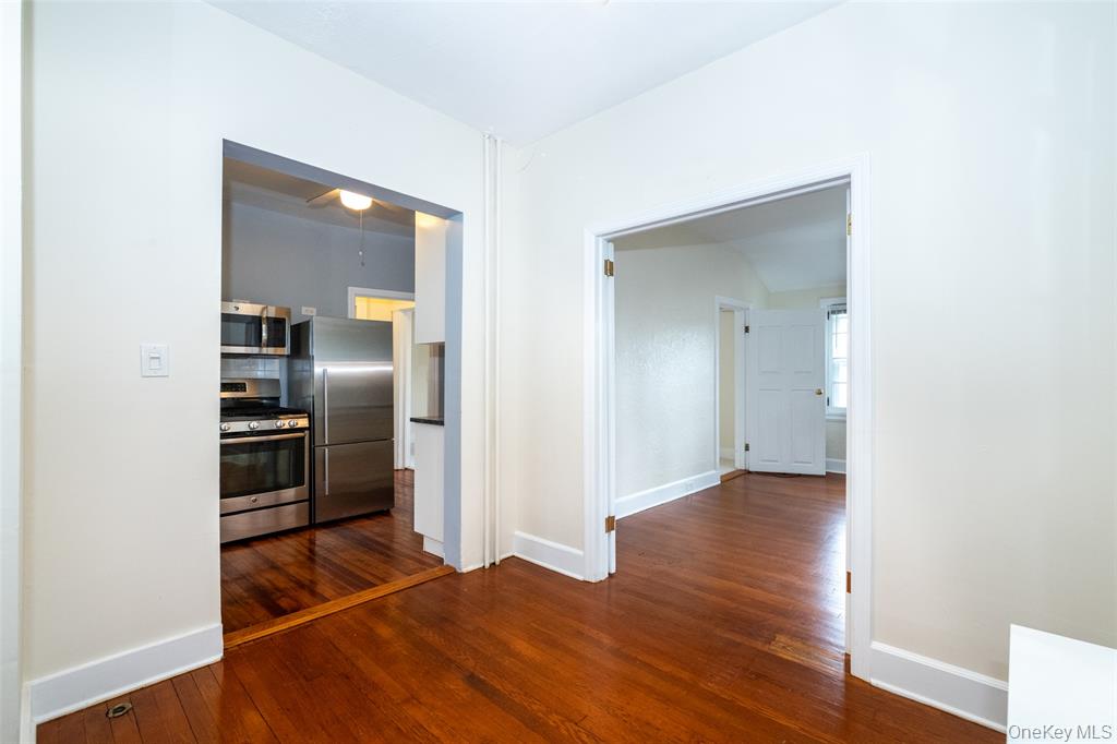 New Rochelle, New York, 10801, United States, 5 Bedrooms Bedrooms, ,4 BathroomsBathrooms,Residential,For Sale,2048483