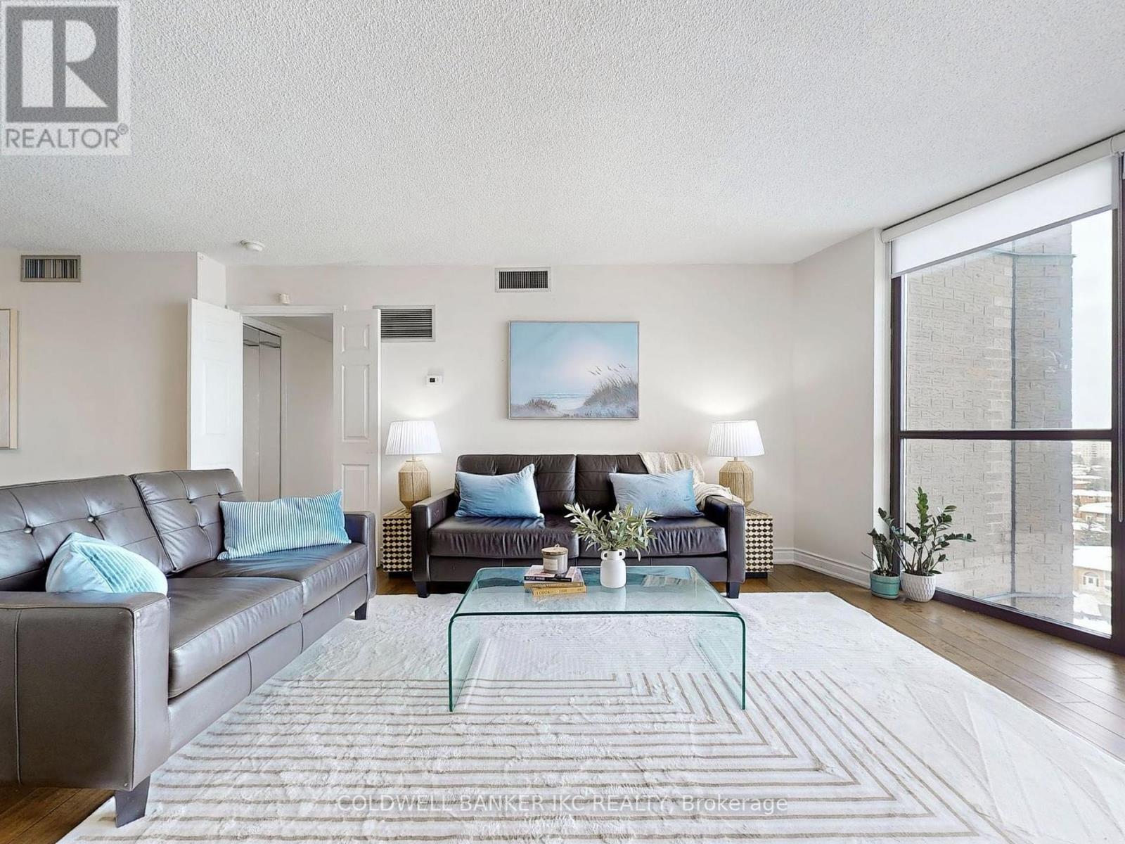 MISSISSAUGA (CITY CENTRE), Ontario, L4Z 1W3, CA, 3 Bedrooms Bedrooms, ,2 BathroomsBathrooms,Residential,For Sale,1913085