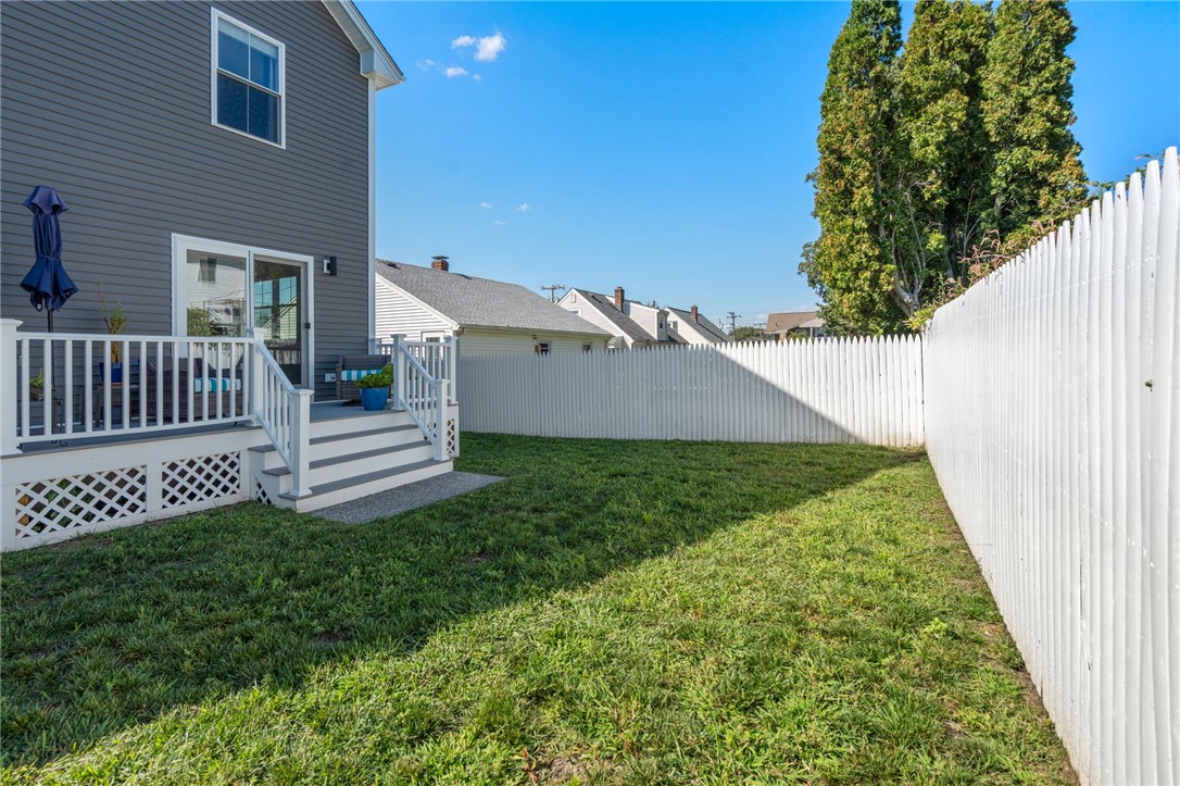 East Providence, Rhode Island, 02914, United States, 4 Bedrooms Bedrooms, ,3 BathroomsBathrooms,Residential,For Sale,1941827