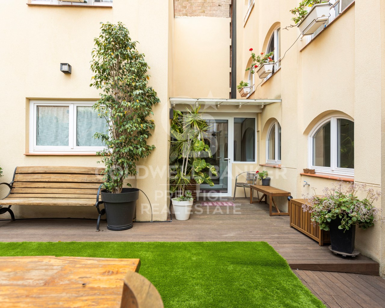 Barcelona, Catalonia, ES, 4 Bedrooms Bedrooms, ,3 BathroomsBathrooms,Residential,For Sale,1795299