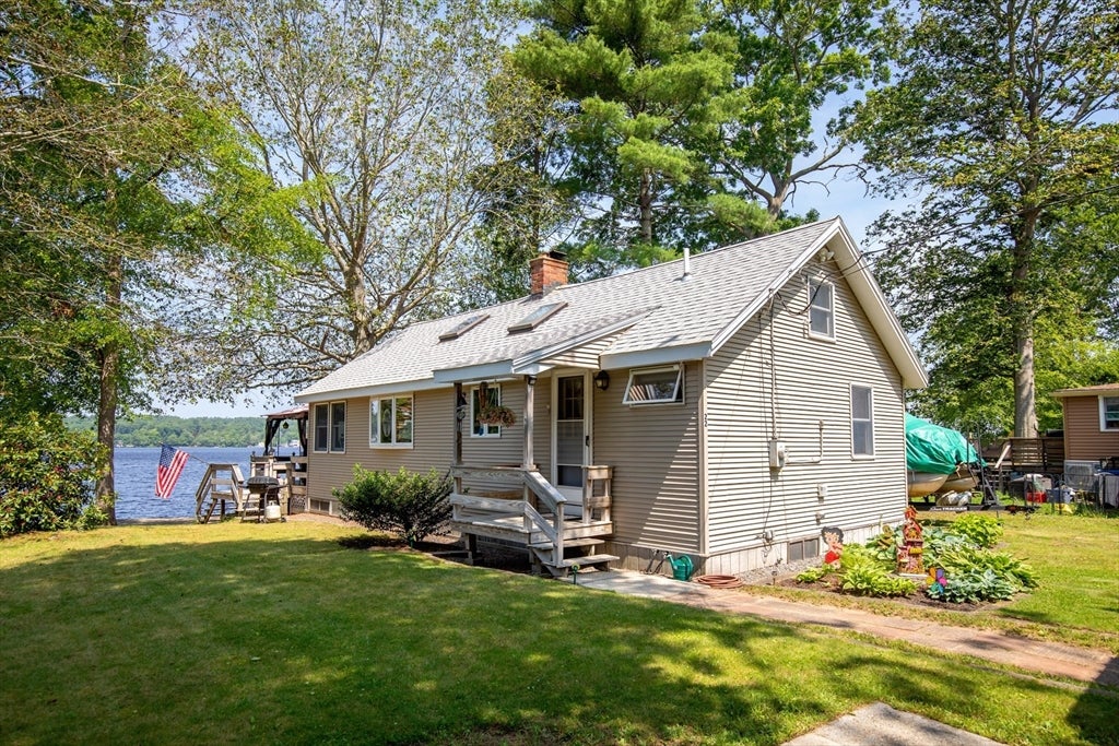 Lakeville, Massachusetts, 02347, United States, 2 Bedrooms Bedrooms, ,1 BathroomBathrooms,Residential,For Sale,1924540