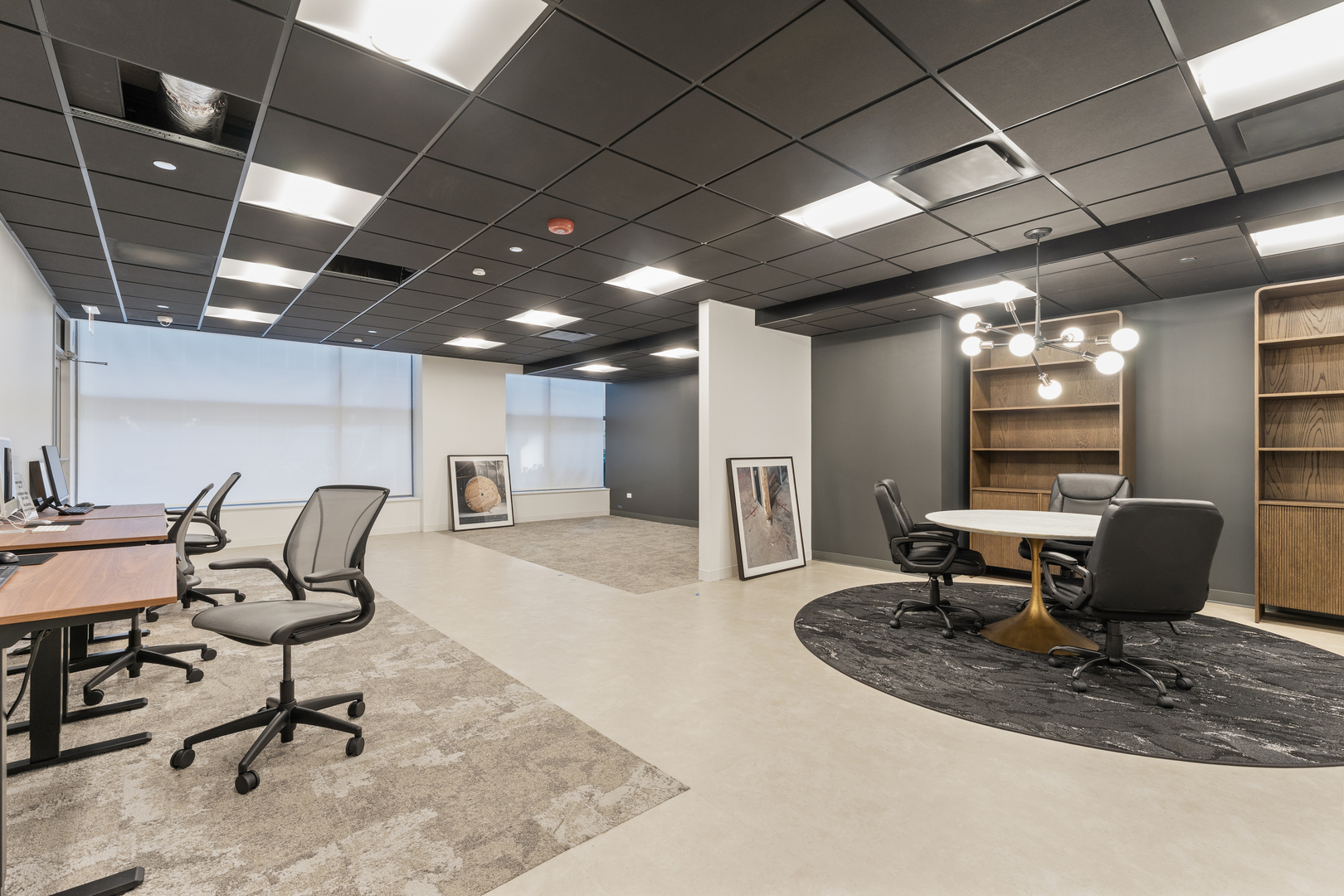 Chicago, Illinois, 60611, United States, 1 Bedroom Bedrooms, ,2 BathroomsBathrooms,Residential,For Sale,1989555