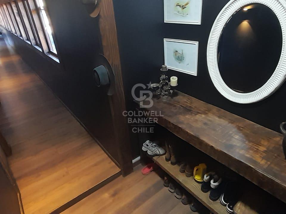 Pucón, Chile, 4 Bedrooms Bedrooms, ,3 BathroomsBathrooms,Residential,For Sale,1959469