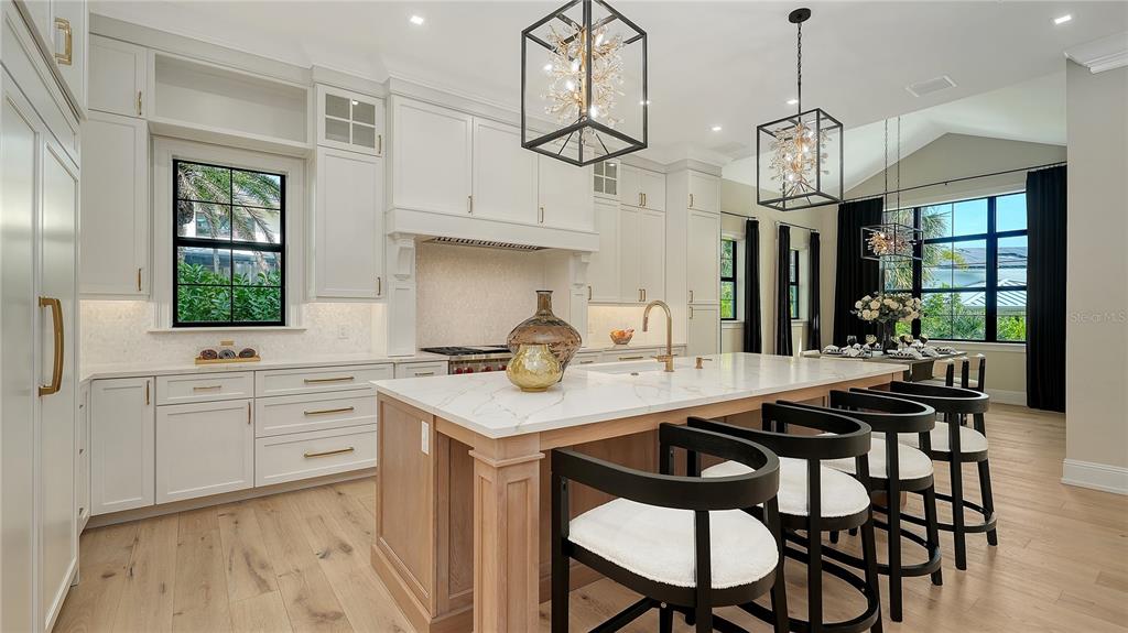 Sarasota, Florida, 34242, United States, 4 Bedrooms Bedrooms, ,6 BathroomsBathrooms,Residential,For Sale,2003081