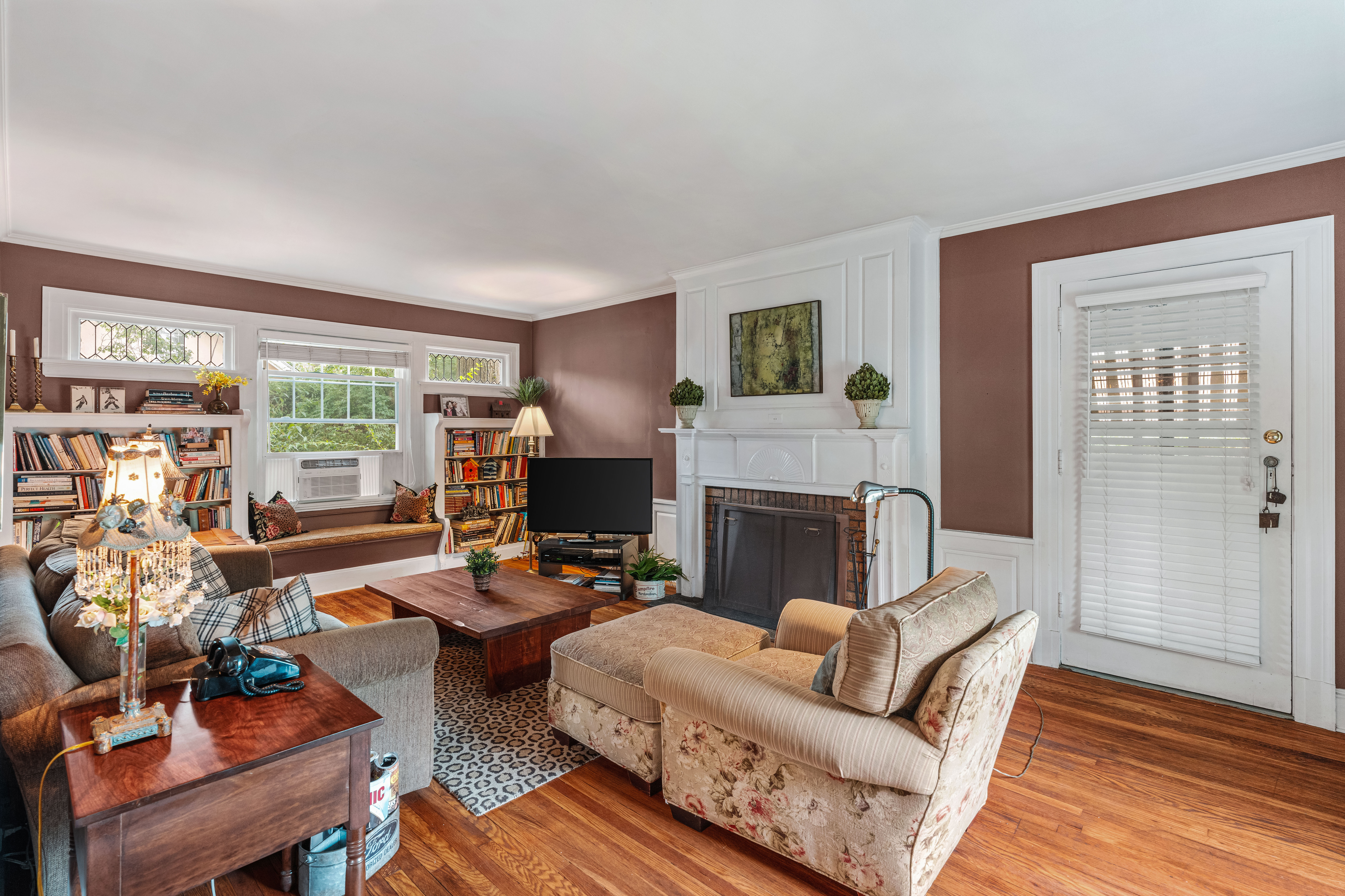 Highland Park, New Jersey, 08904, United States, 4 Bedrooms Bedrooms, ,2 BathroomsBathrooms,Residential,For Sale,1976521