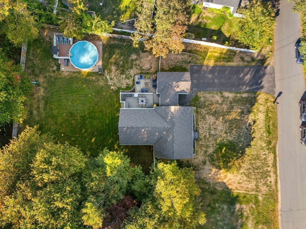 Haverhill, Massachusetts, 01835, United States, 3 Bedrooms Bedrooms, ,2 BathroomsBathrooms,Residential,For Sale,1967914