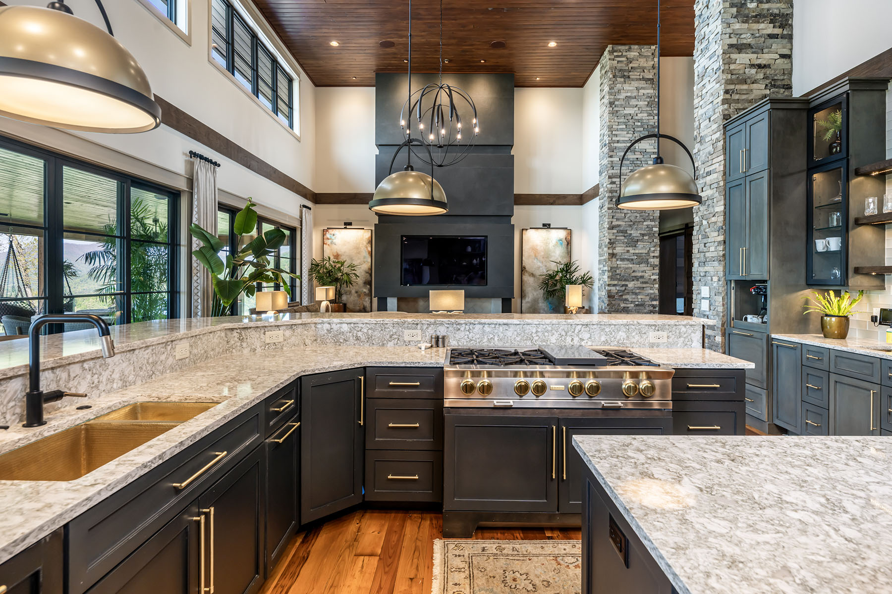  WEAVERVILLE - 物件實景