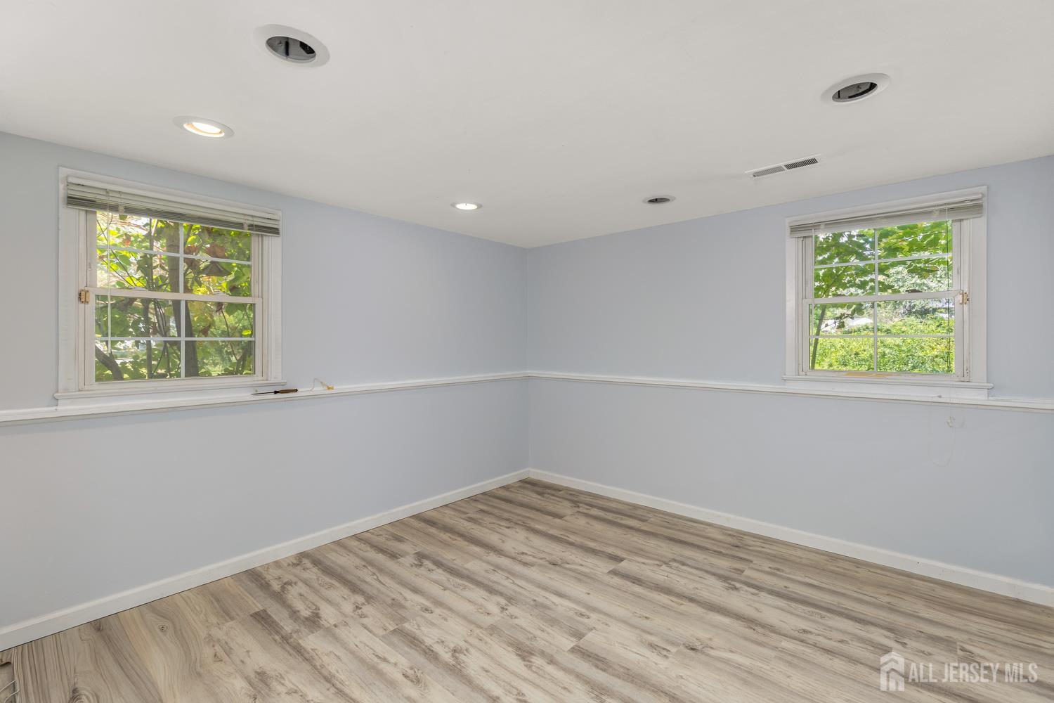 Bound Brook, New Jersey, 08805, United States, 3 Bedrooms Bedrooms, ,3 BathroomsBathrooms,Residential,For Sale,1982142