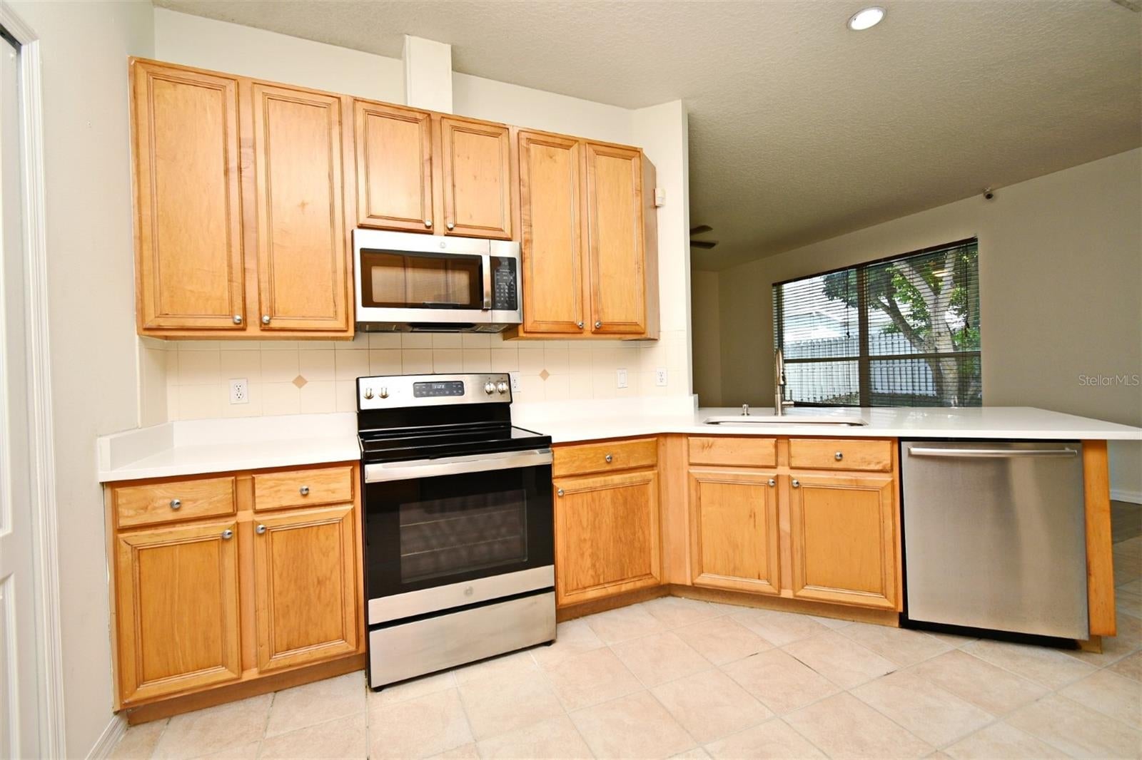 ORLANDO, Florida, 32836, United States, 4 Bedrooms Bedrooms, ,2 BathroomsBathrooms,Residential,For Sale,1922100