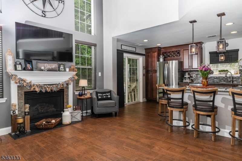 Jefferson, New Jersey, 07438, United States, 3 Bedrooms Bedrooms, ,3 BathroomsBathrooms,Residential,For Sale,1937828