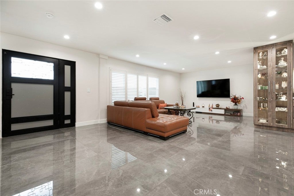 Granada Hills, California, 91344, United States, 4 Bedrooms Bedrooms, ,3 BathroomsBathrooms,Residential,For Sale,1993417