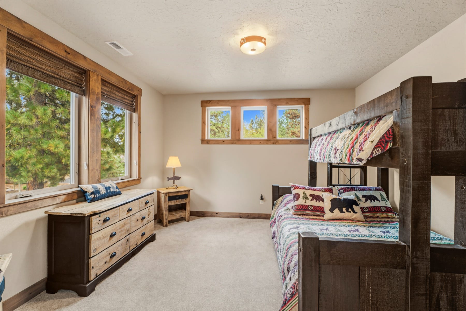  56413 Fireglass Loop #194 Bend, OR 97707 - 物件實景