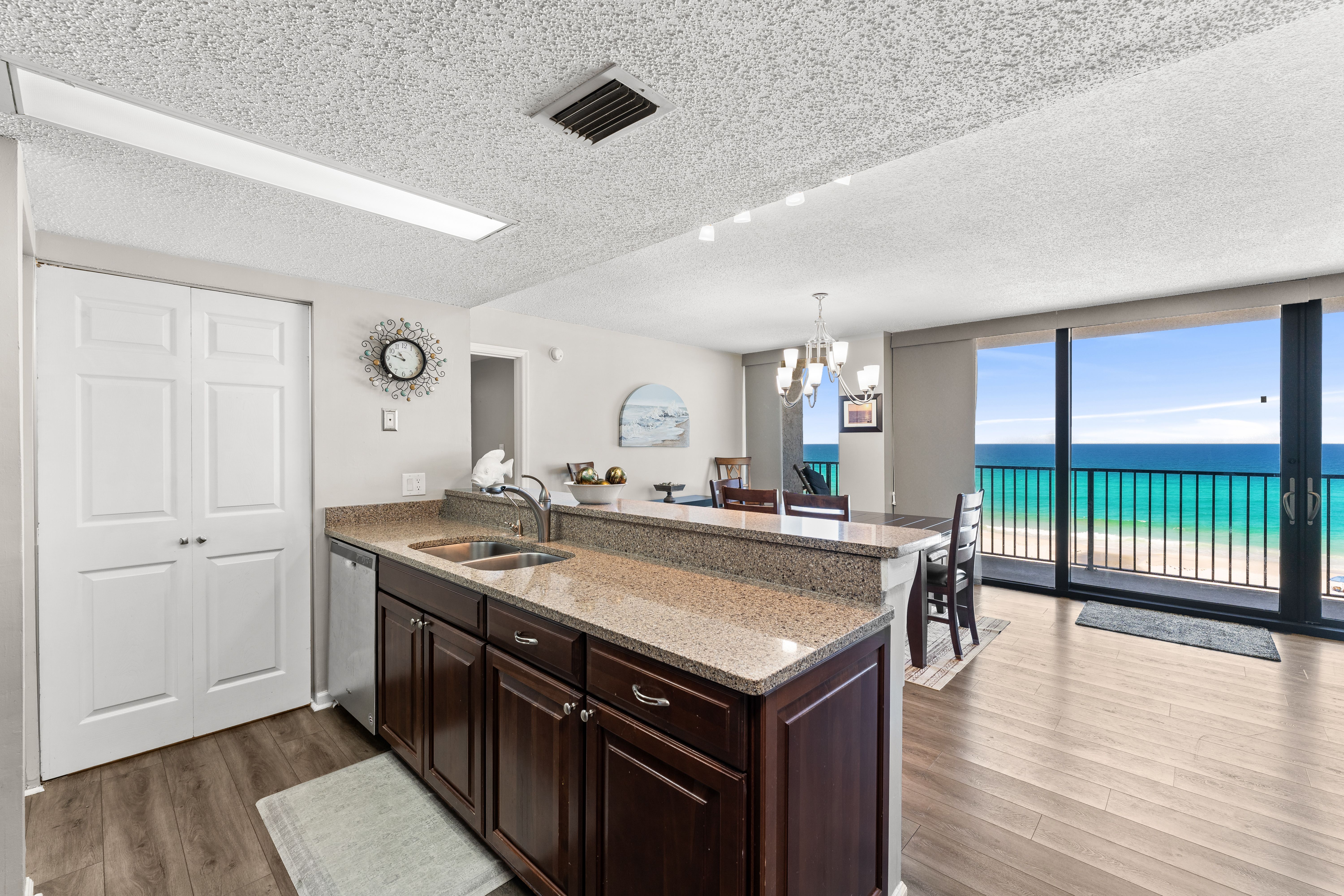  Gulf-Front Condo With Panoramic Water Views - 物件實景