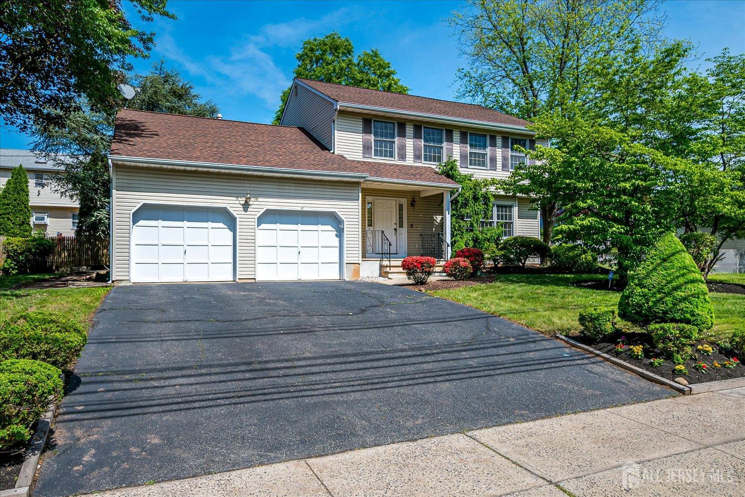 South Plainfield, New Jersey, 07080, United States, 4 Bedrooms Bedrooms, ,3 BathroomsBathrooms,Residential,For Sale,1934191