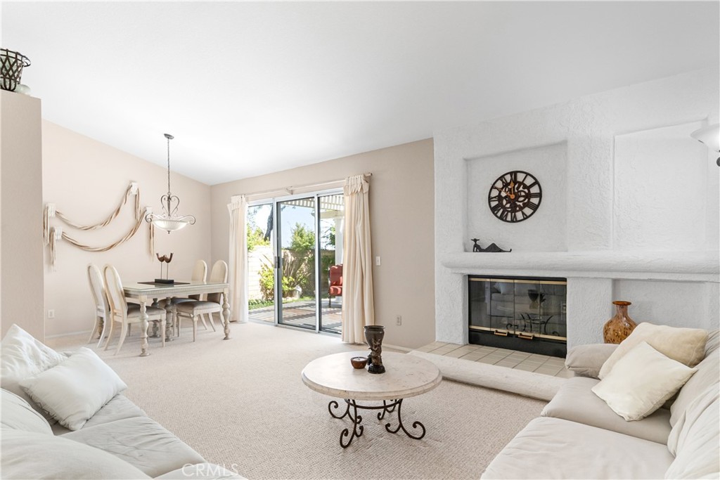 Upland, California, 91784, United States, 3 Bedrooms Bedrooms, ,1 BathroomBathrooms,Residential,For Sale,1899401