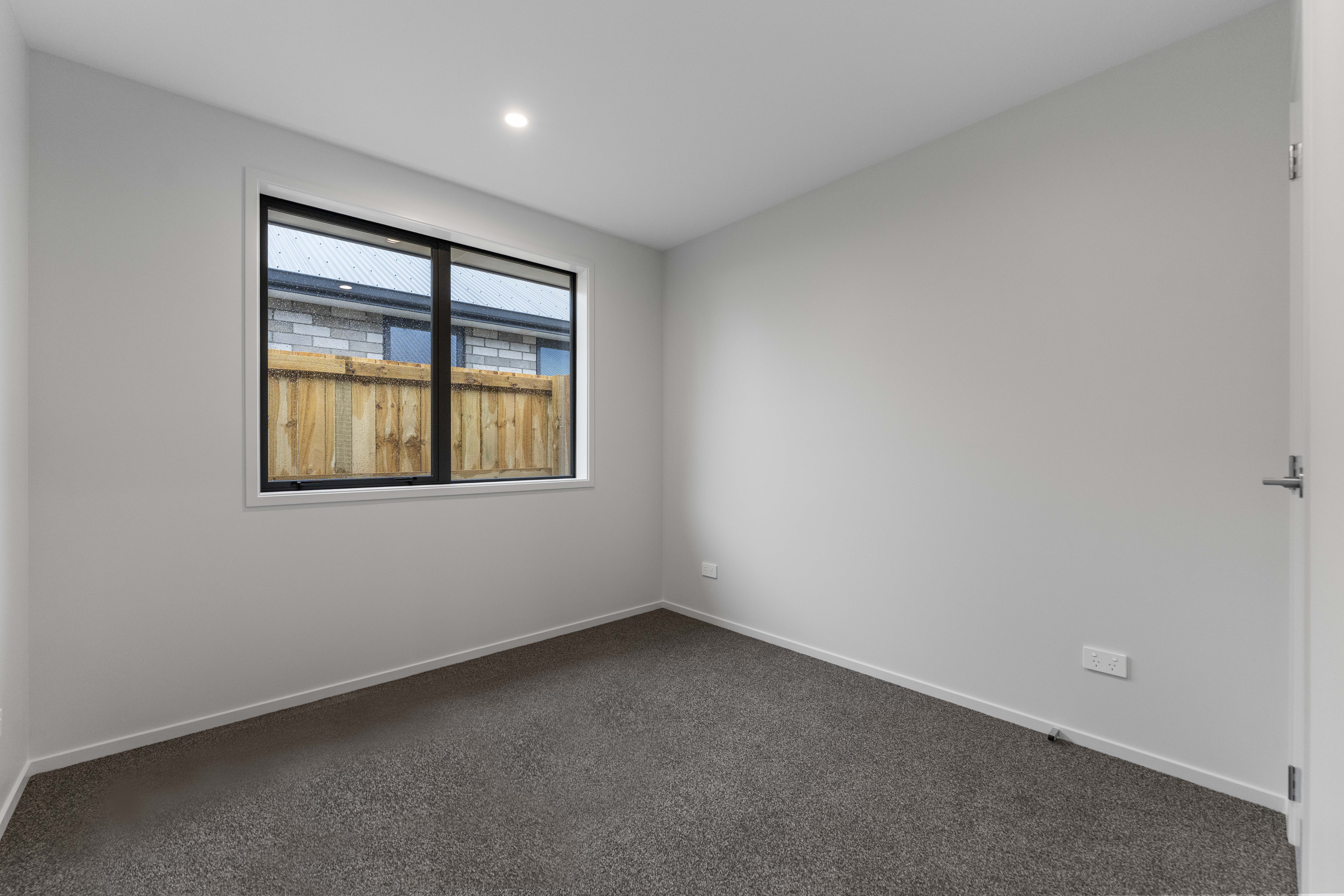  Brand New Development – Five Modern Two-Bedroom Homes - 物件實景